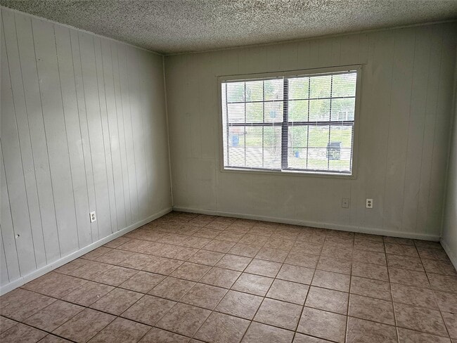 Building Photo - 3018 Robinson Blvd