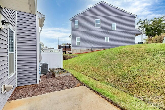 Building Photo - 7107 Adare Mews Rd