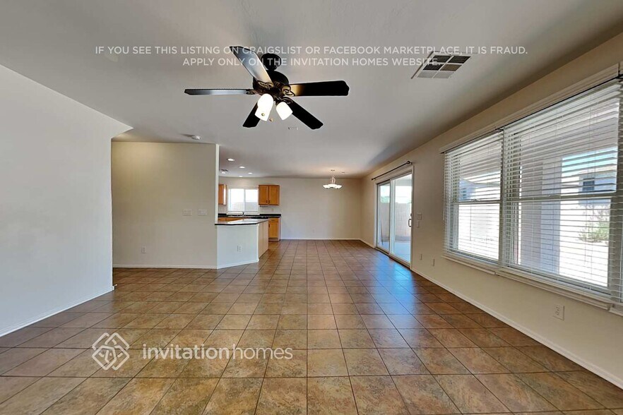 Building Photo - 2246 E Bowker St