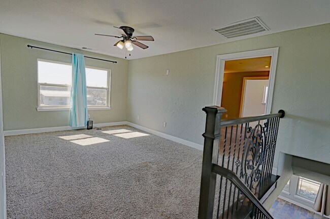 Building Photo - 10720 FM1385