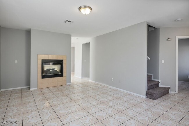 Building Photo - 3819 Terrazzo Ave