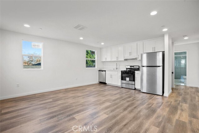 Building Photo - 11560 Archwood St