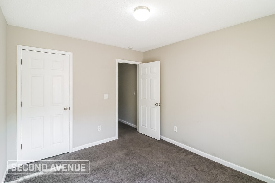 Building Photo - 203 Ben Ln