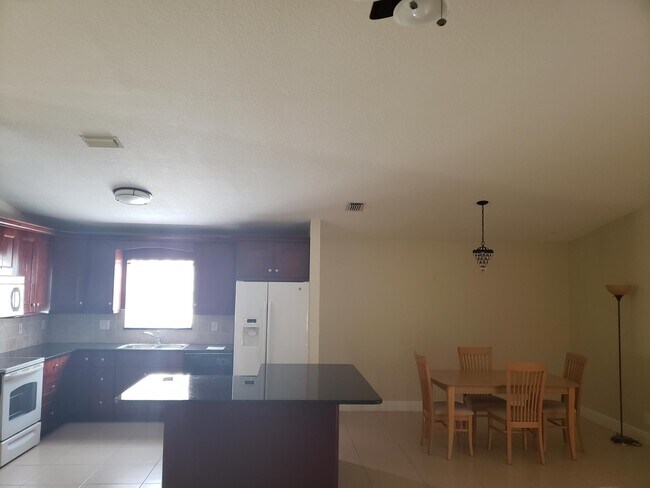 Building Photo - 1448 Waterway Cove Dr