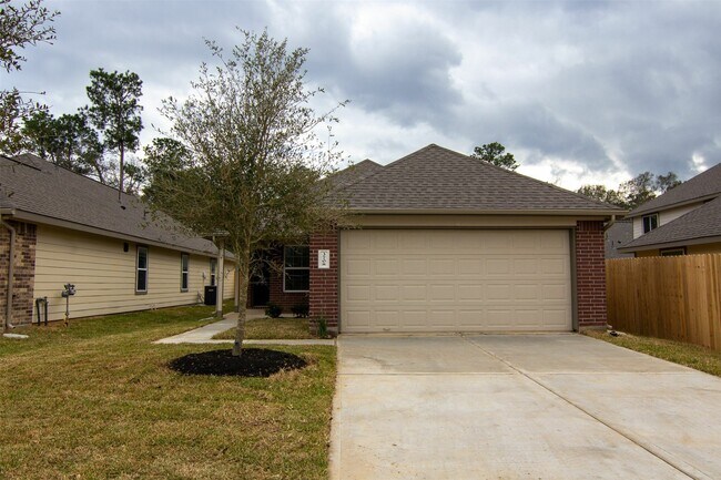 Primary Photo - 3708 Alexus Dr