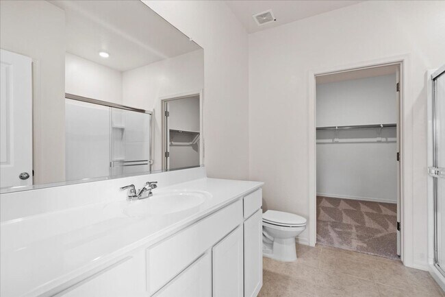 Building Photo - 8129 S 63rd Dr