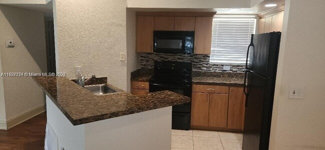 Building Photo - 437 Vista Isles Dr