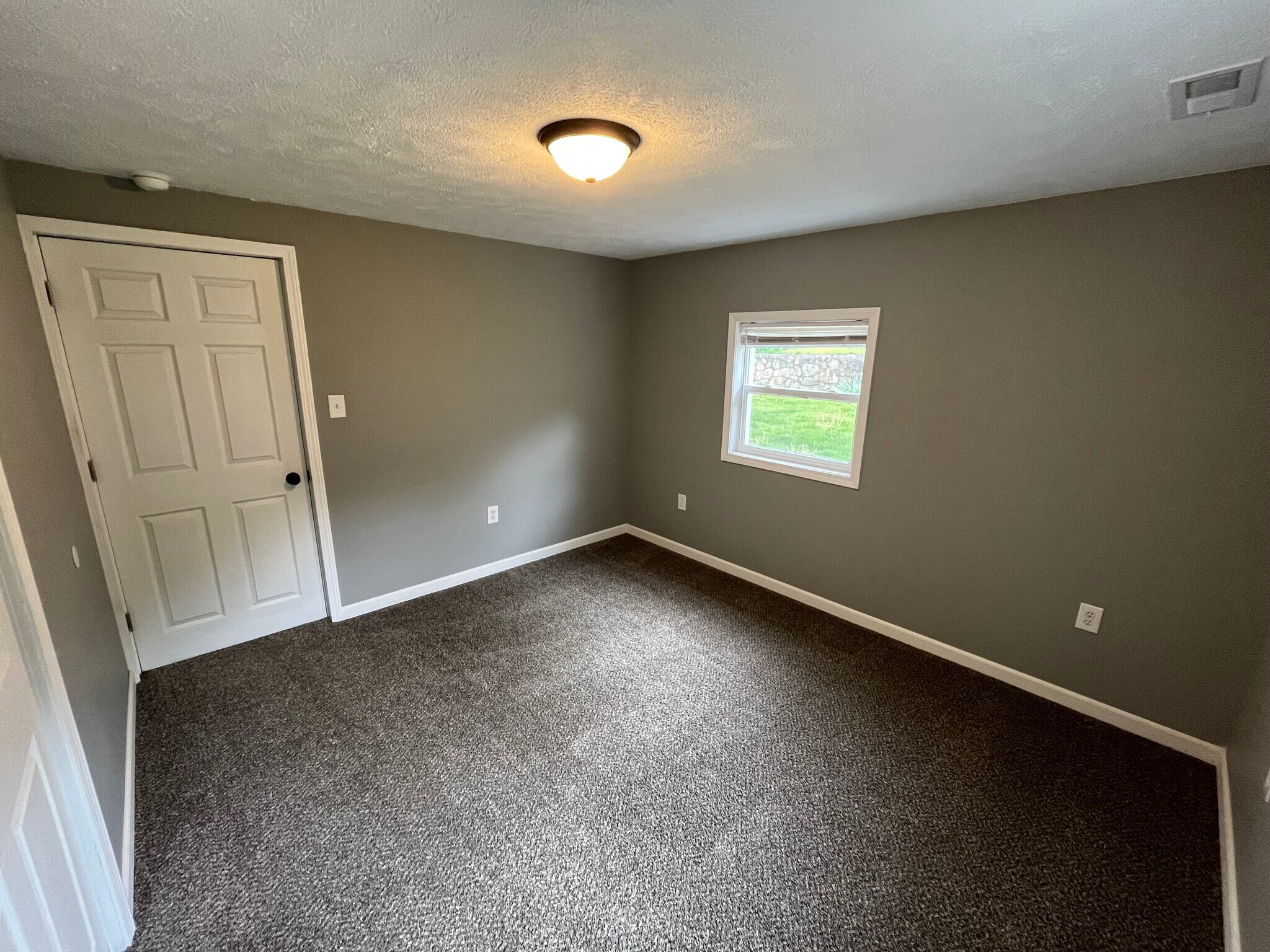 Building Photo - 2018 N 16th St