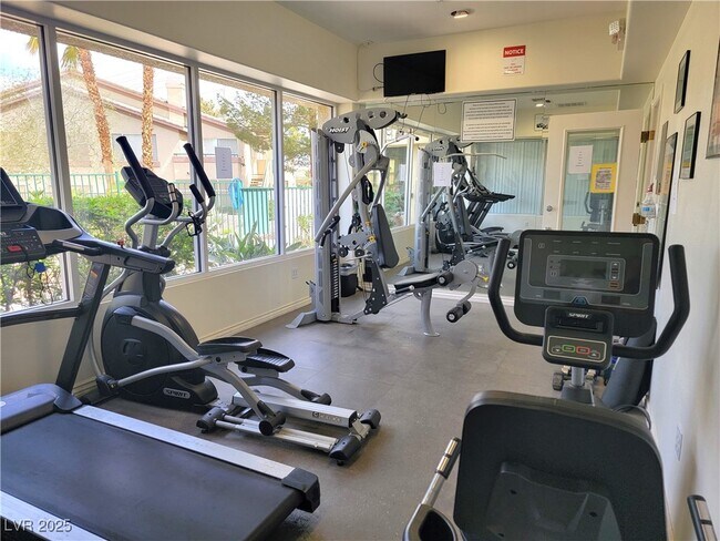 Building Photo - 5710 E Tropicana Ave