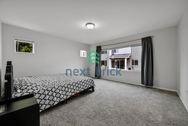 Building Photo - 909 Wyndham Pl