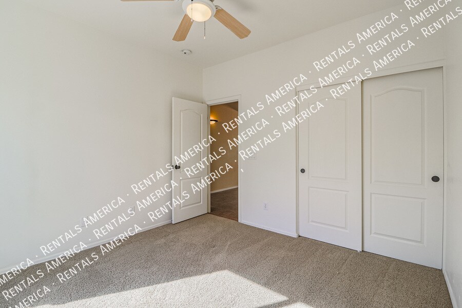 Building Photo - 28683 N Sedona Pl