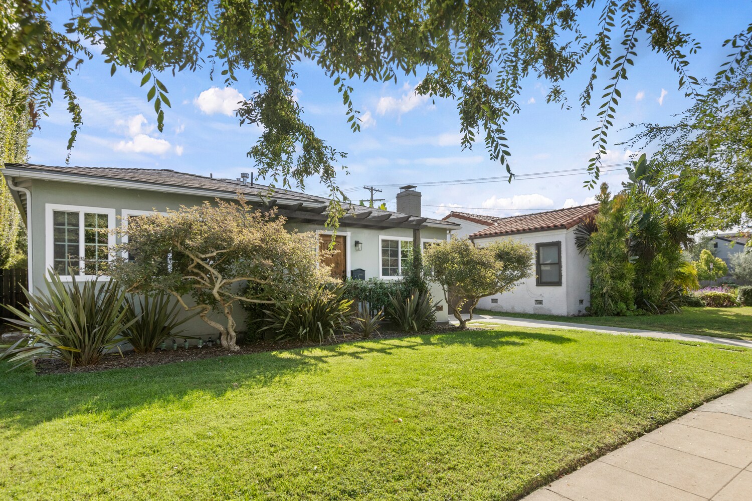 Building Photo - 1772 S Orange Grove Ave