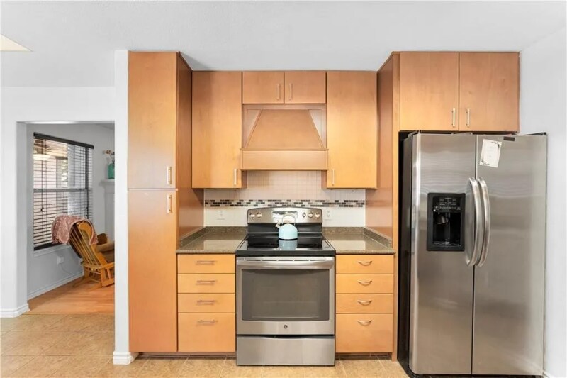 Building Photo - 7141 Cano Ln