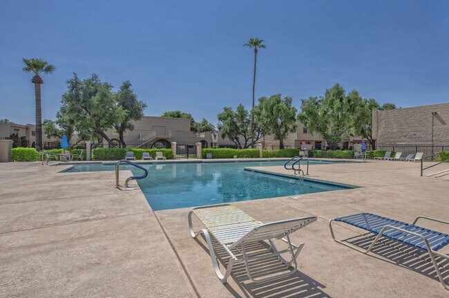 Building Photo - 6841 E Osborn Rd