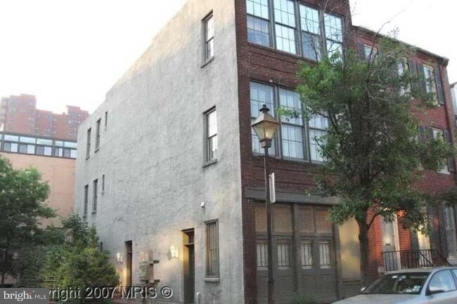 Primary Photo - 511 S Sharp St