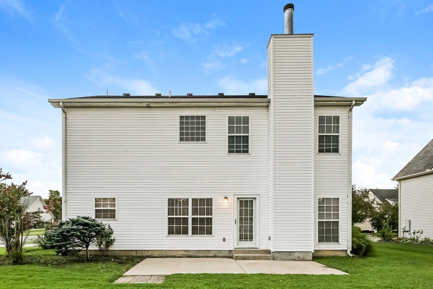 Building Photo - 310 Sarava Ln
