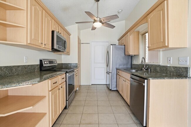 Building Photo - 212 Pheasant Run