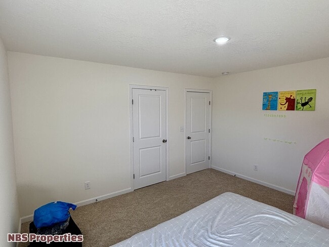 Building Photo - 12020 Spearmint Ln