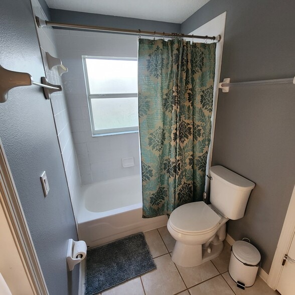 Building Photo - 155 Sela Ct