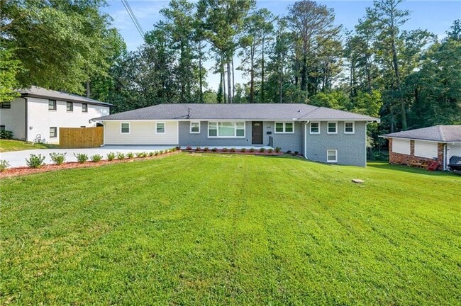 Building Photo - 681 Fielding Ln SW