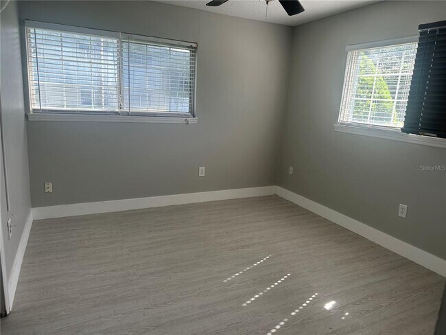 Building Photo - 1695 Lee Rd