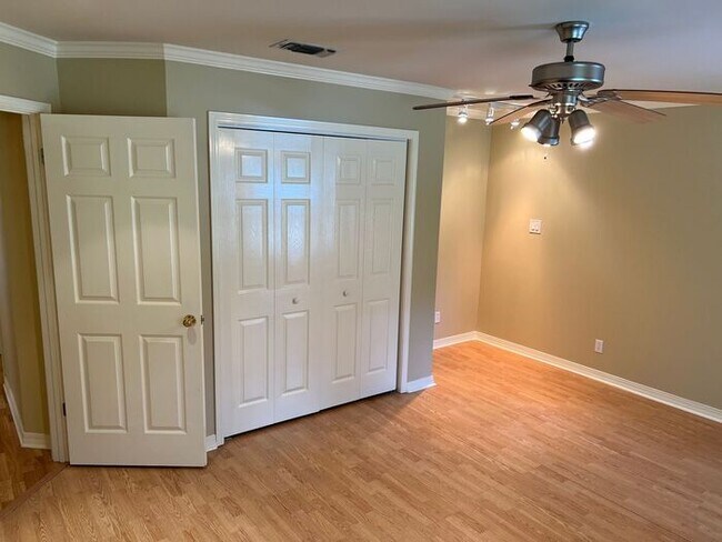 Building Photo - *ELLERBE ROAD - NORRIS FERRY AREA*NICE HOME*