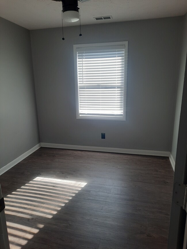 Building Photo - 6921 Timberwood Dr