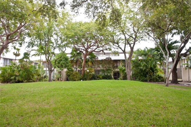 Building Photo - 19216 NE 25th Ave