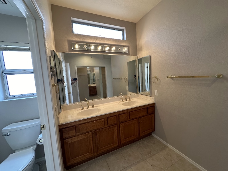 Building Photo - 3032 Hidden Treasure Dr