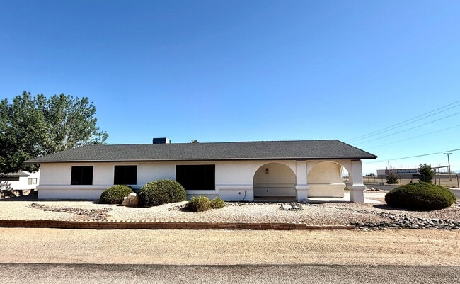 Building Photo - 2803 Fairgrounds Blvd