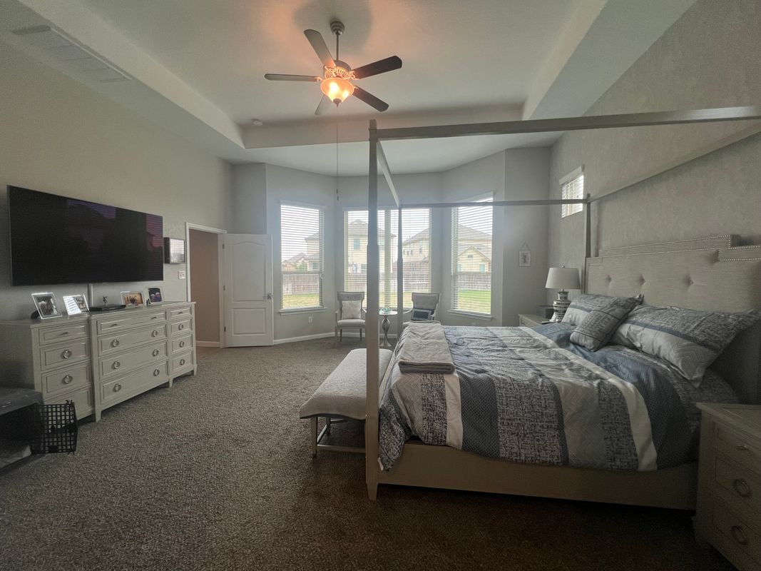 Building Photo - 8224 Limerick Falls