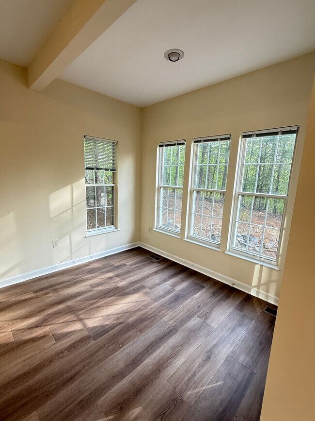 Building Photo - 17301 Pacific Rim Terrace