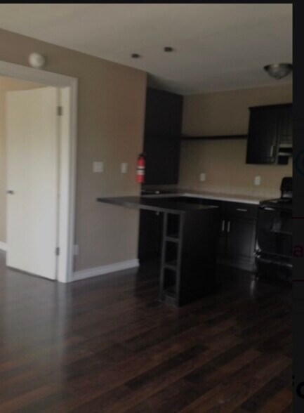 Building Photo - 501 S 4th St