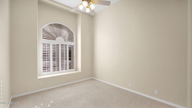 Building Photo - 11732 E Sand Hills Rd