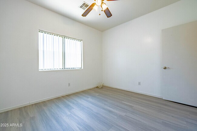 Building Photo - 2723 E Schiliro Cir