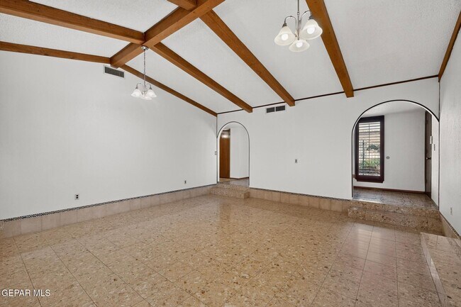 Building Photo - 4536 R L Shoemaker Dr