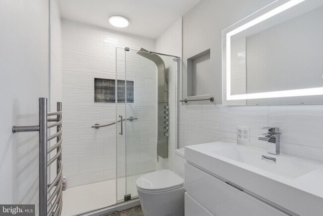 Building Photo - 8110 Cerromar Way