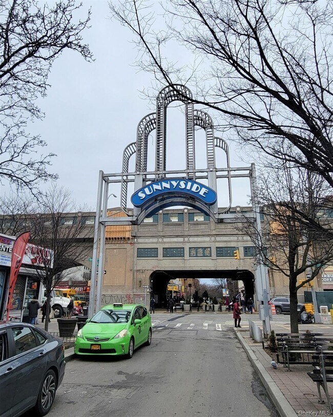 Building Photo - 48-29 40th St