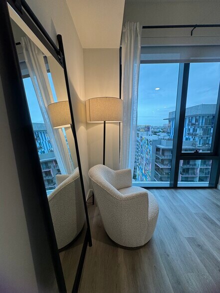 Building Photo - 94 NW 30th St