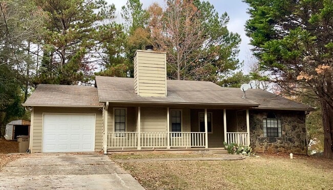 Primary Photo - Secluded but Centrally Located 3 Bed/2 Bath Ranch!