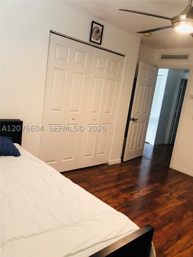 Building Photo - 11362 NW 33rd St