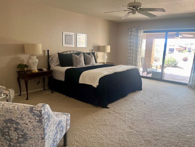 Building Photo - Golf Course Pool Home with 4 Bedrooms!