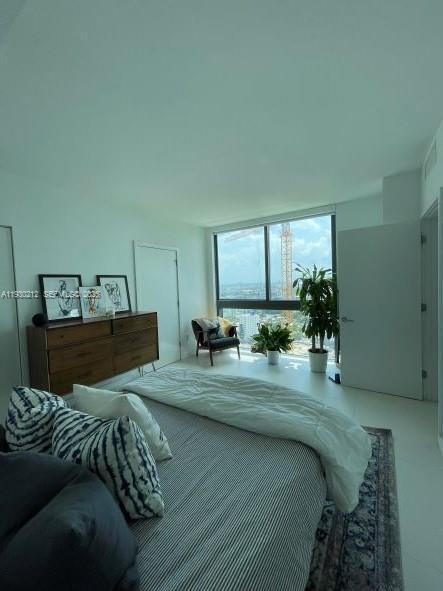 Building Photo - 501 NE 31st St