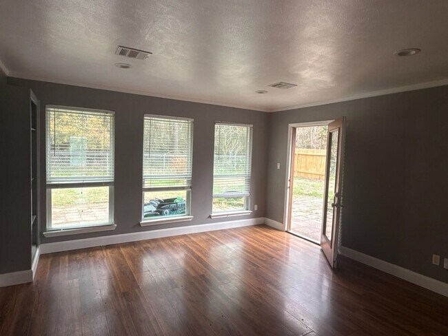 Building Photo - 22726 Melham Ln