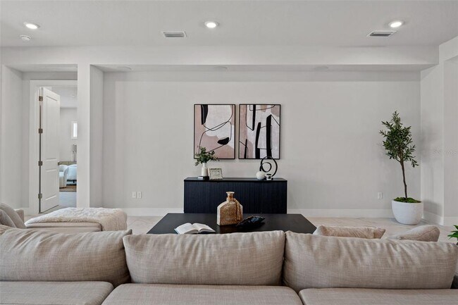 Building Photo - 8541 Ivy Stark Blvd