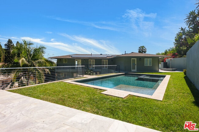 Building Photo - 1404 Devlin Dr