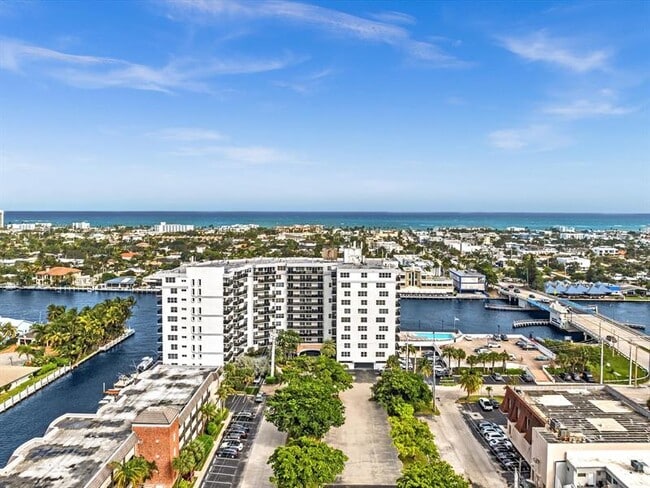 Building Photo - 5100 Dupont Blvd