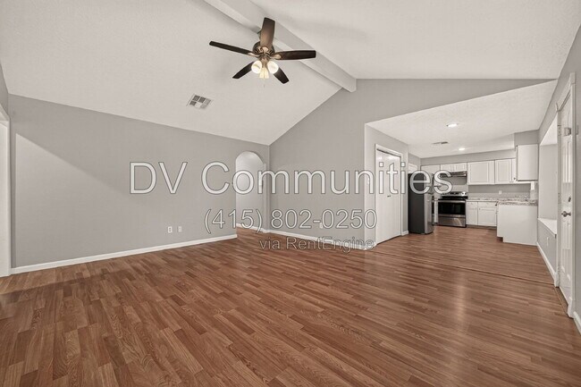 Building Photo - 5041 E Ridge Creek Dr