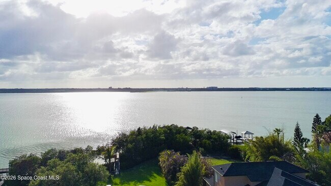 Building Photo - 1685 Charles Ln