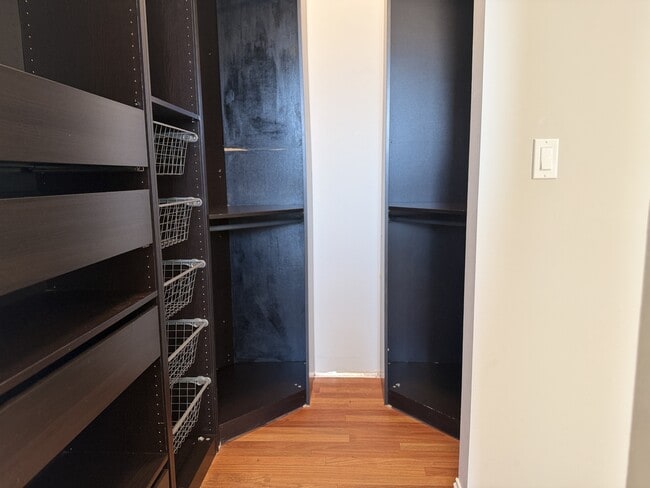 Building Photo - 5025 S Michigan Ave